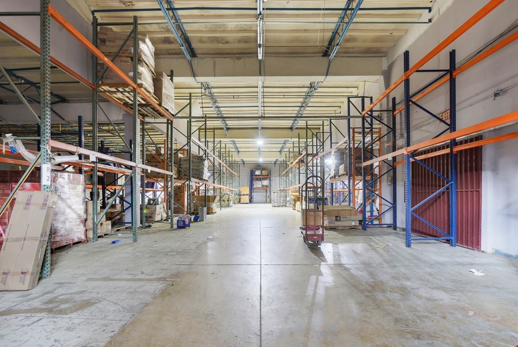 Vega Alta Industrial Warehouse - For Sale