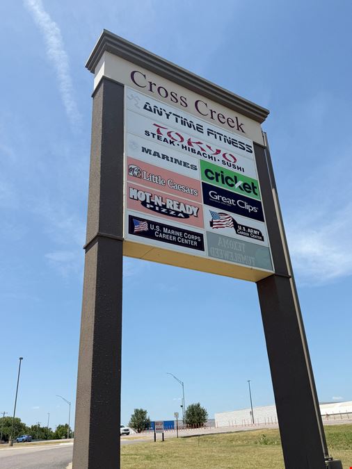 Cross Creek Shopping Center