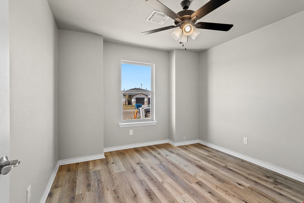 1107 Caprock