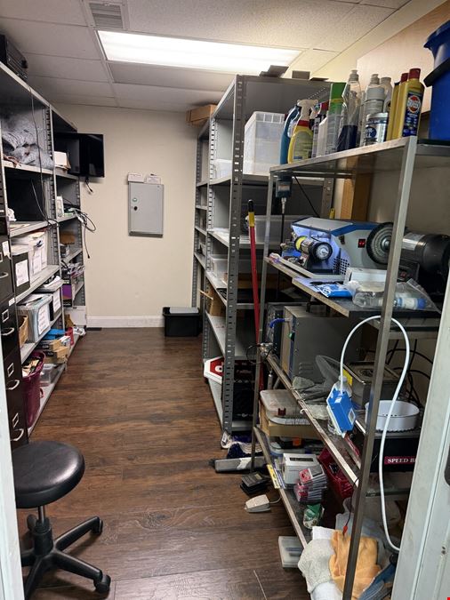 Retail/Office Space for Lease