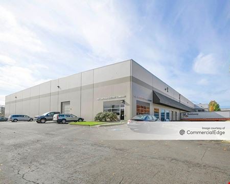 Preview of Industrial space for Rent at 705 SE Victory Ave