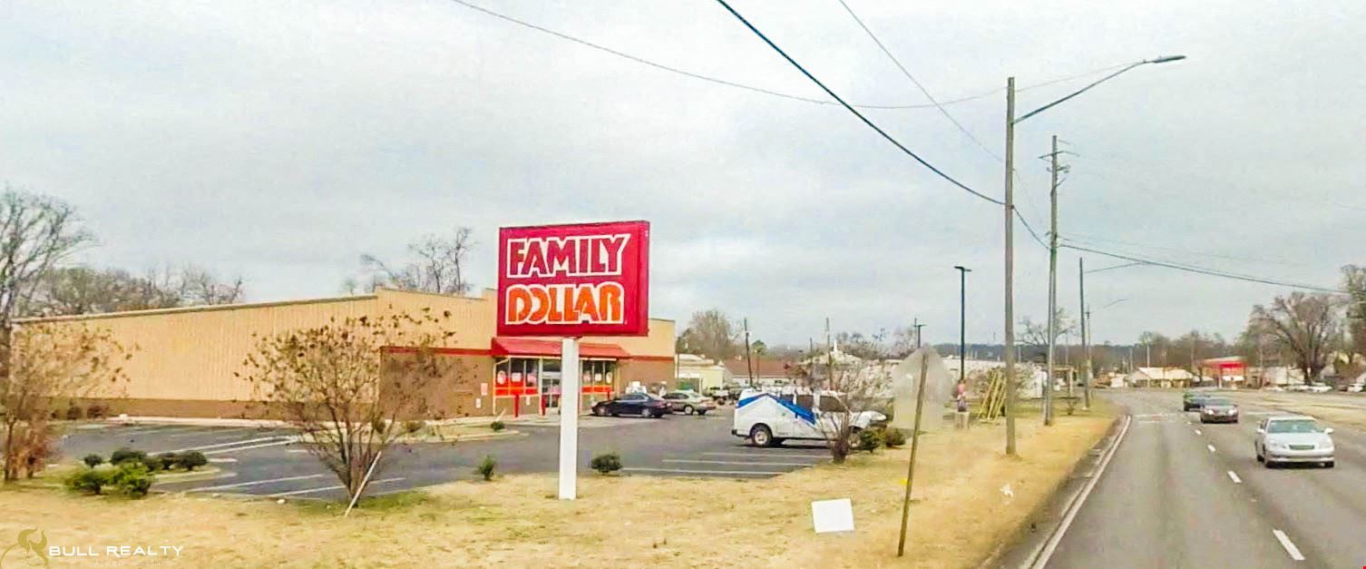 Dark Family Dollar in Birmingham, AL | 6+ Years Remaining on Initial Term