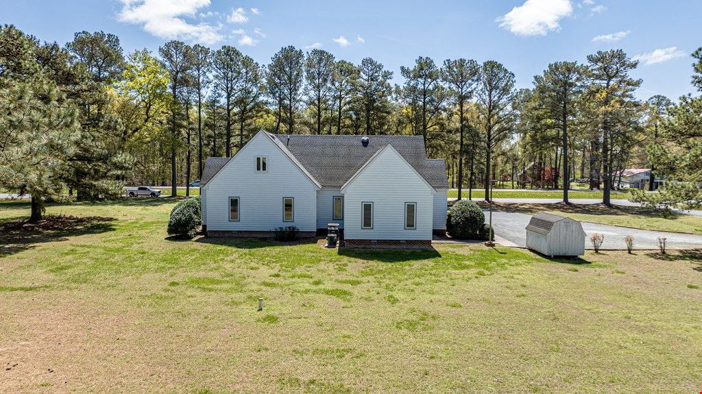 22639 Center Pkwy