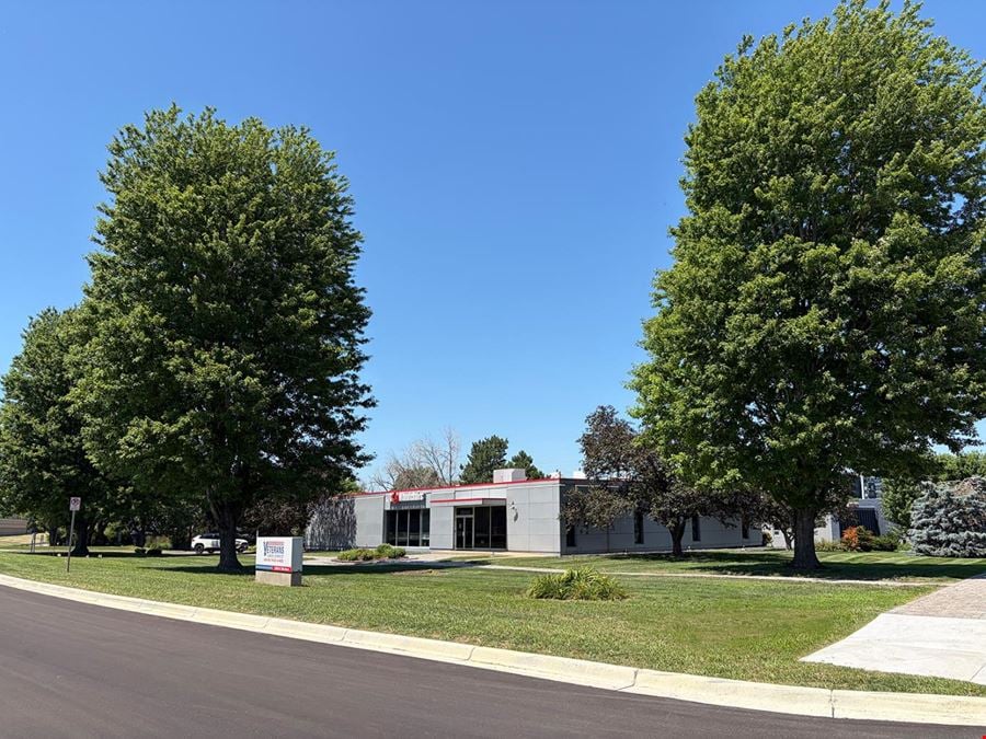 5200 W 78th Street