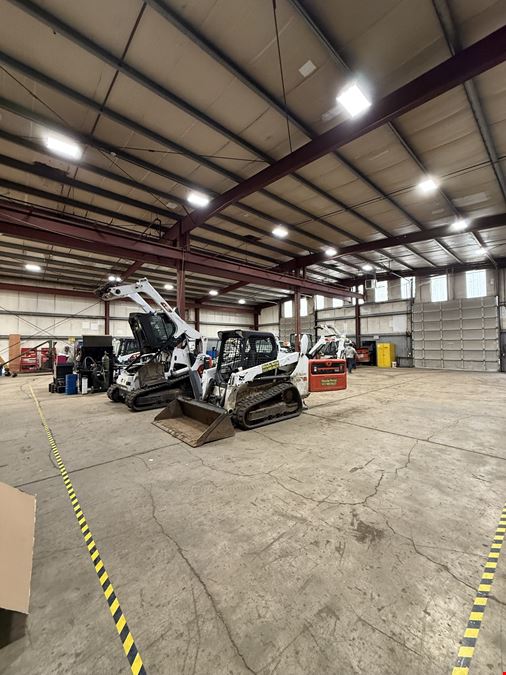 Claxter Warehouse With Yard