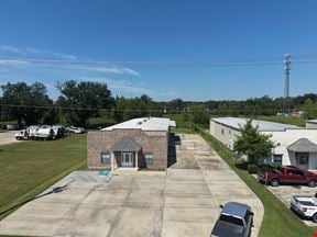 ±4,825 SF Industrial Facility For Sublease