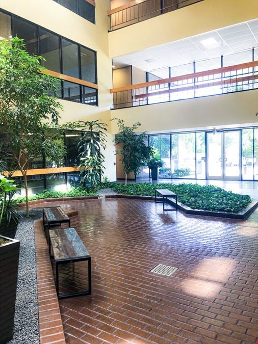 Woodland Gate Plaza I