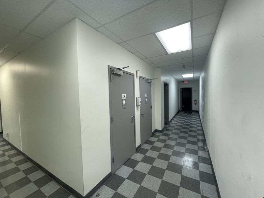 Crosstown Business Center