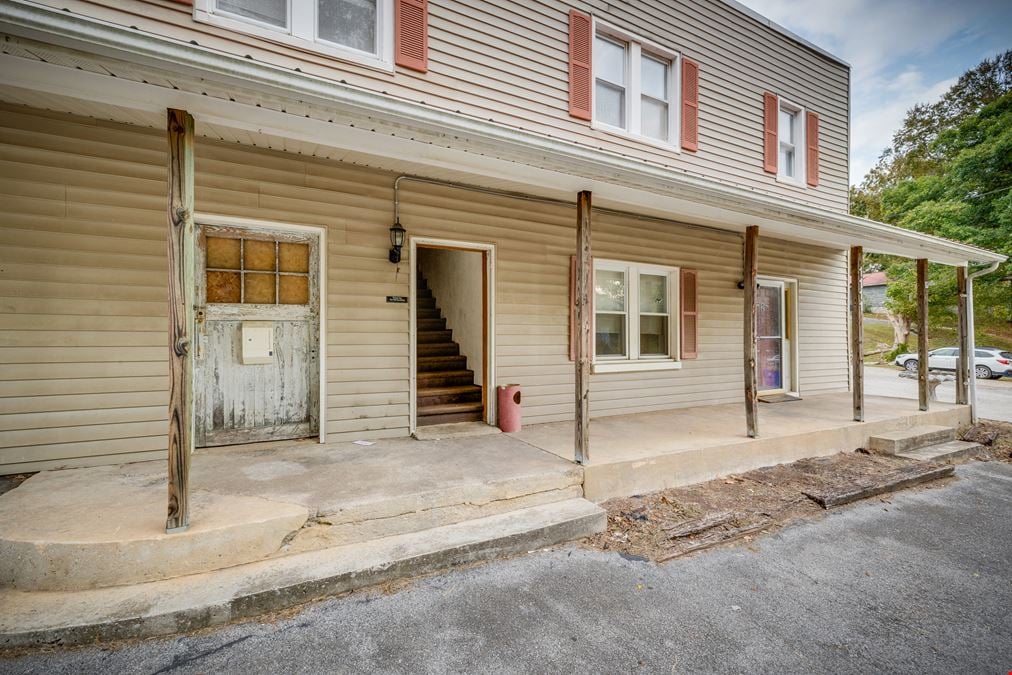 1111 Old Roane St