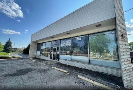 Preview of Retail space for Rent at 1730 Waukegan Rd