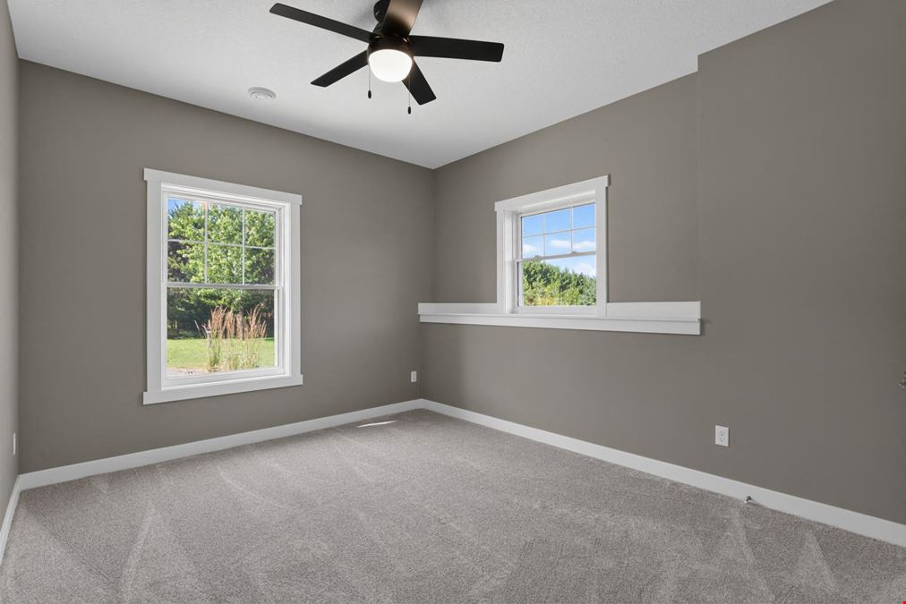 Rochester Premier 35 Acre Estate
