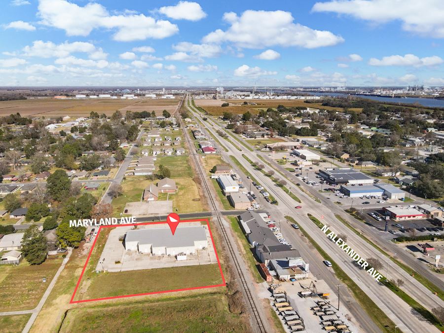 Vacant Shopping Center - LaMarquis Plaza
