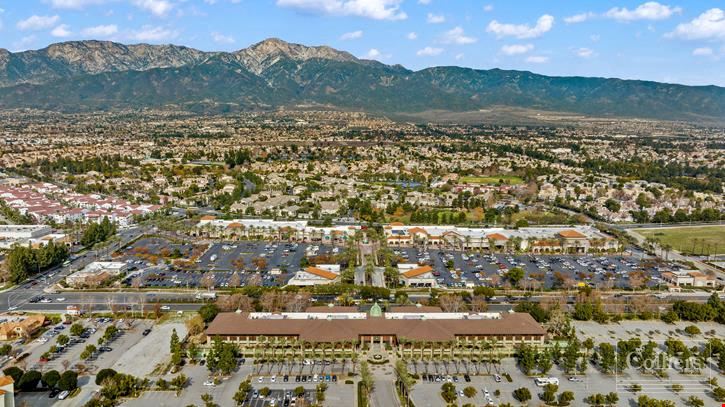 New reduced price! |Town Center Square | Exceptional Fully-Leased Retail Opportunity