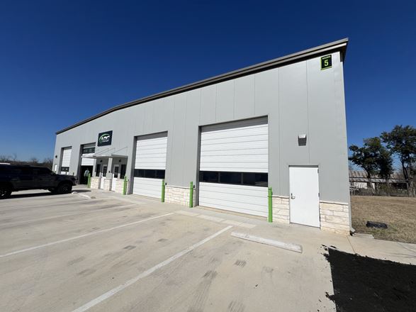 Preview of Industrial space for Rent at 607 Leander Dr