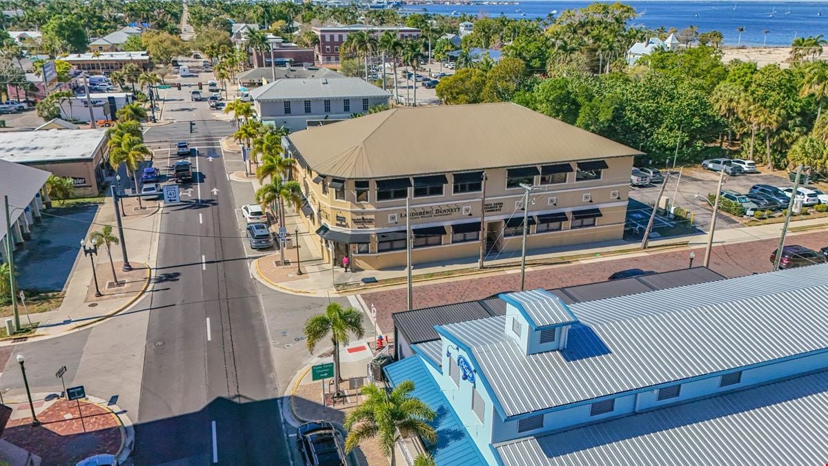 Executive Office in Downtown Punta Gorda