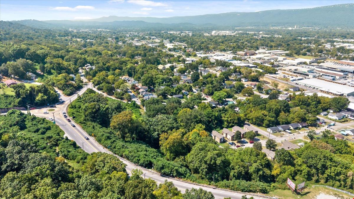 4.07 ACRES | TRN-3 ZONING | CHATTANOOGA & LOOKOUT MOUNTAIN VIEWS