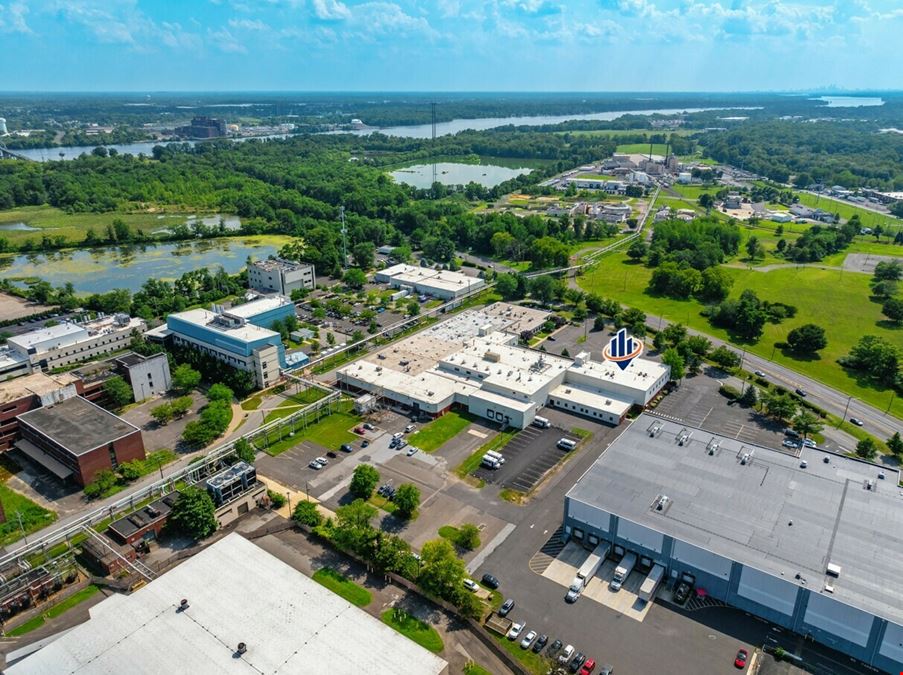 24,092 SF± Office/Flex Space