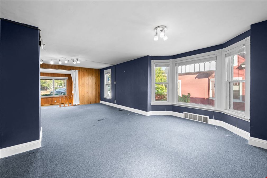322 Hamilton 