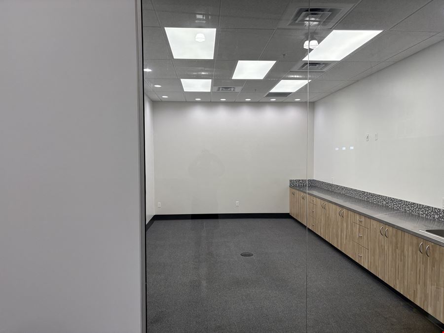 Fowler Retail/Flex Complex