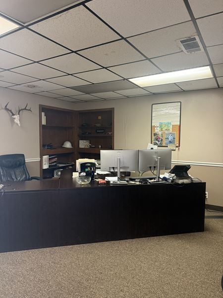 Preview of Industrial space for Sale at 905 - 945 North Market Street