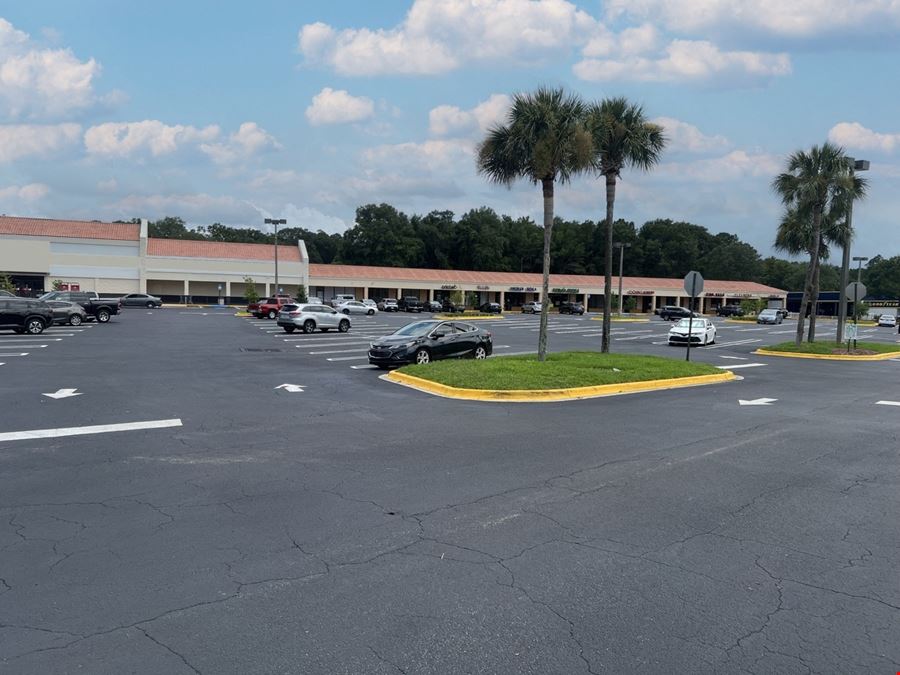 Monument Pointe Plaza