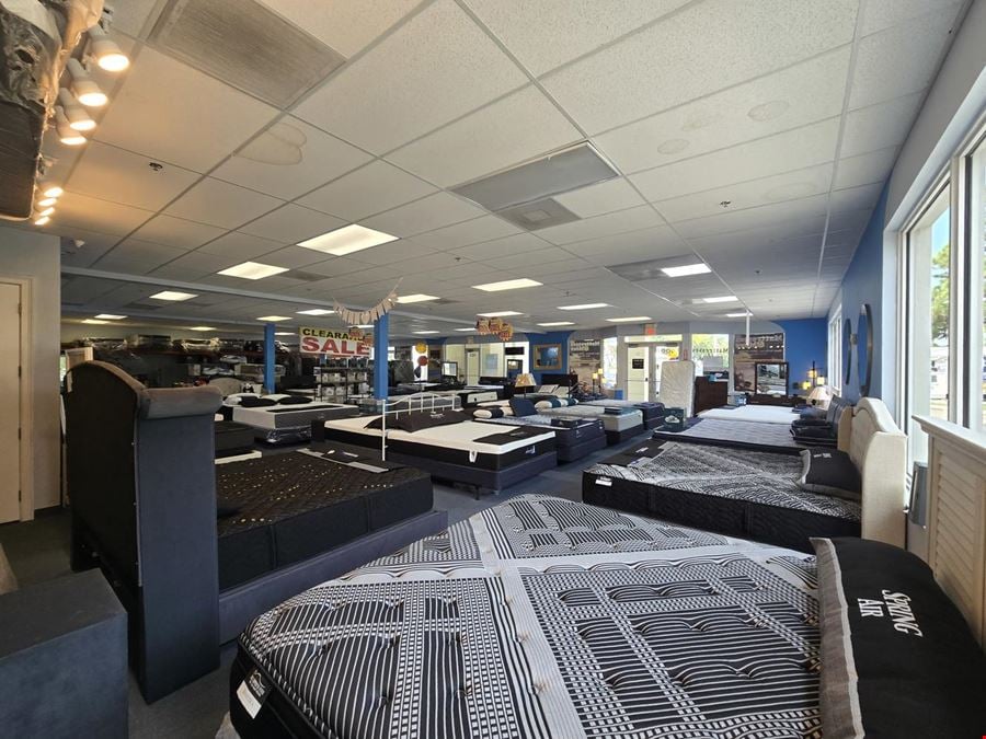 Retail/Office Corner Unit 100-101-102