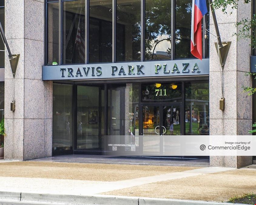 Travis Park Plaza