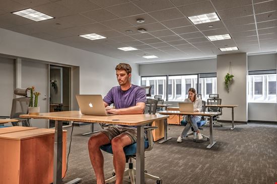 Connect Hub Coworking - at 400 Poydras Tower