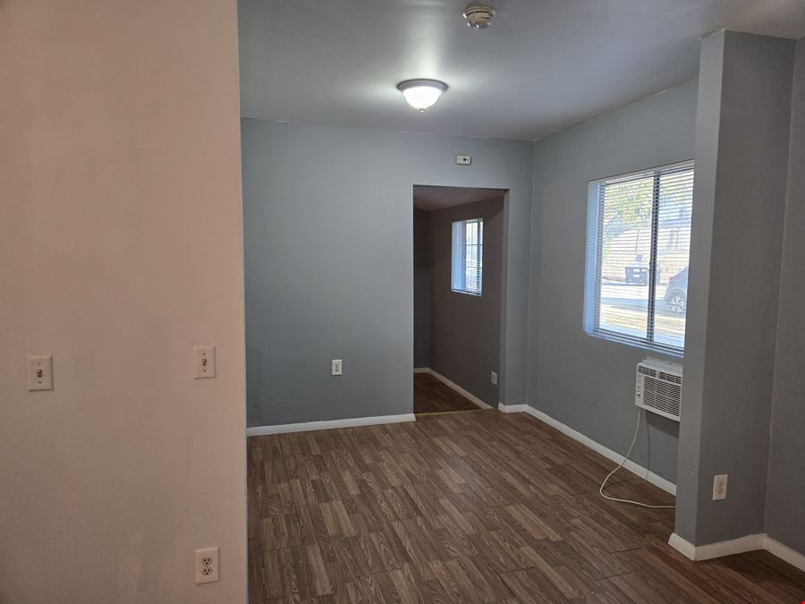 12215 N. San Fernando Rd