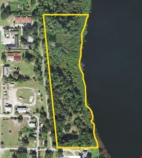 9 AC Lakefront Site on Chain of Lakes