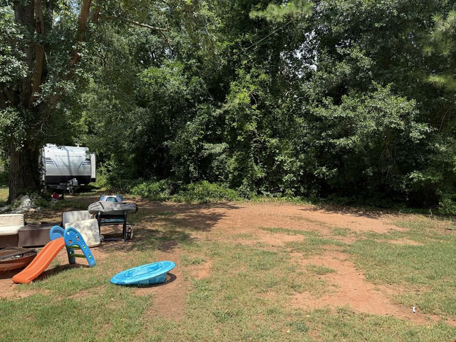 158 Hurricane Rd