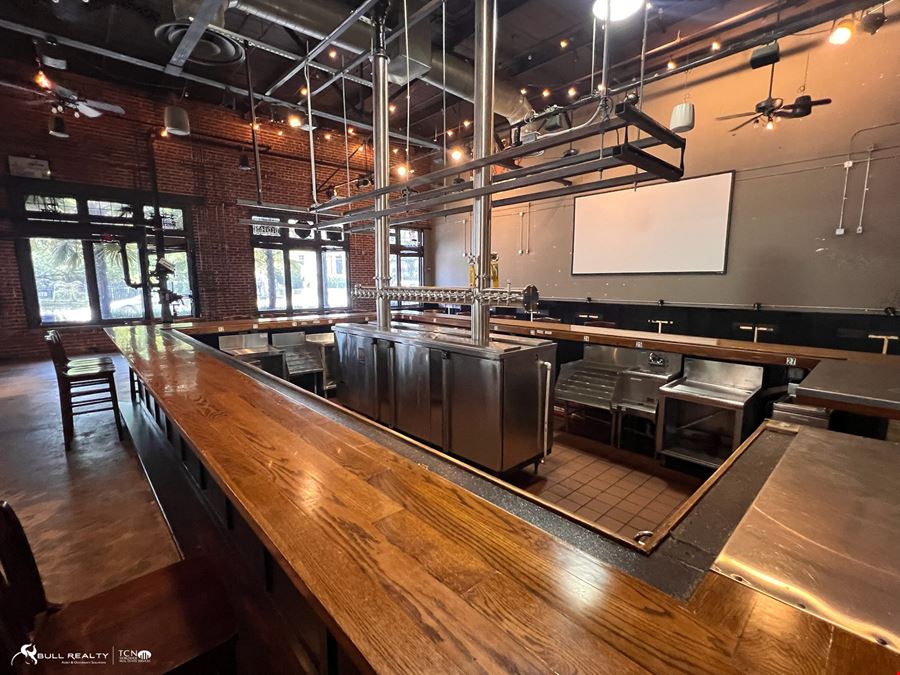 Atlanta - Little Five Points Mixed-Use Building - Inman Park, Candler Park, East Atlanta, Poncey-Highland