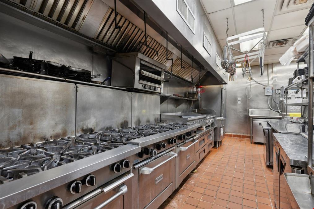 Mixto Latin Restaurant | Property + Liquor License Included