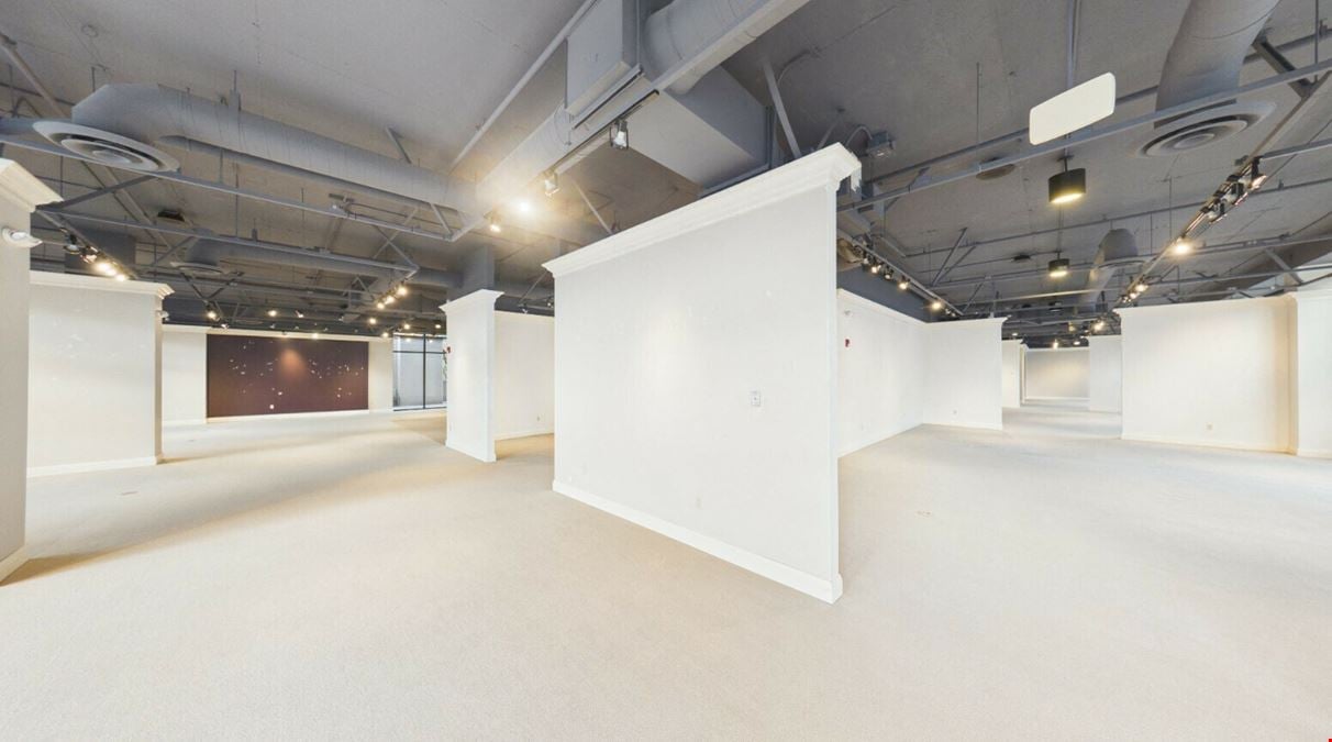10708 Main St