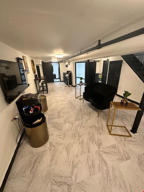 800 SF | 970 Rogers Avenue | Built Out Hair Salon for Lease