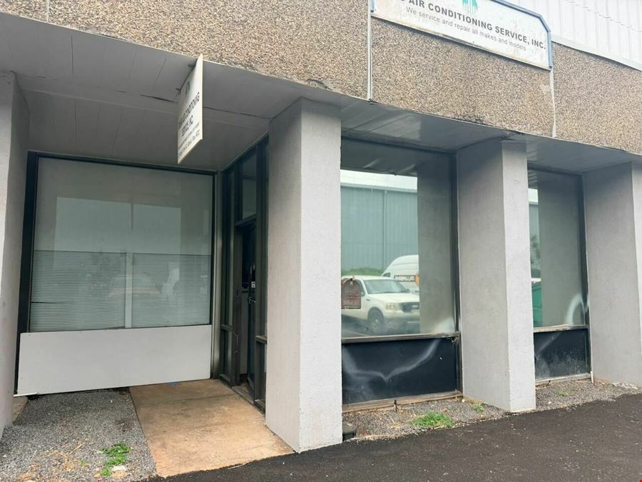 Lalo Business Center