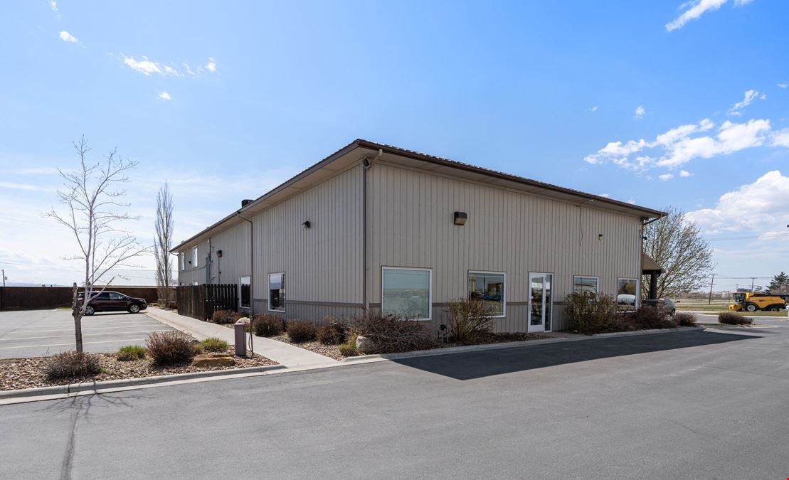 Office Space at Highway 20 Interchange