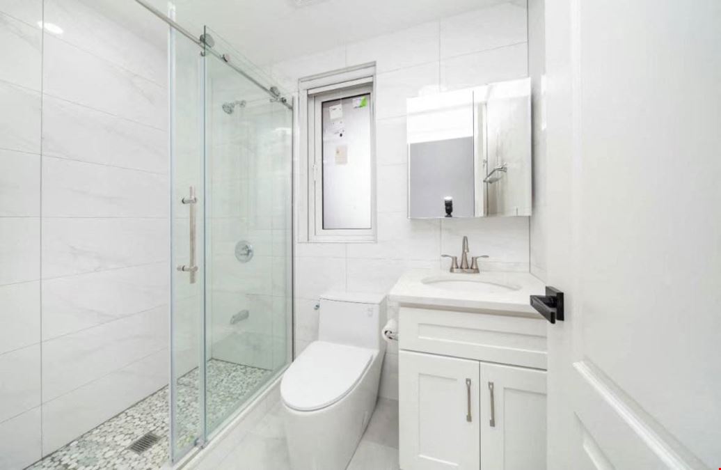 45-73 Parsons Blvd