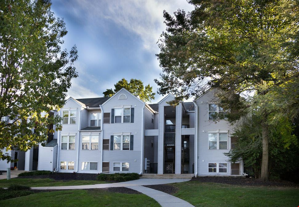 The Azalea Collection - Arbor Pointe Apartments