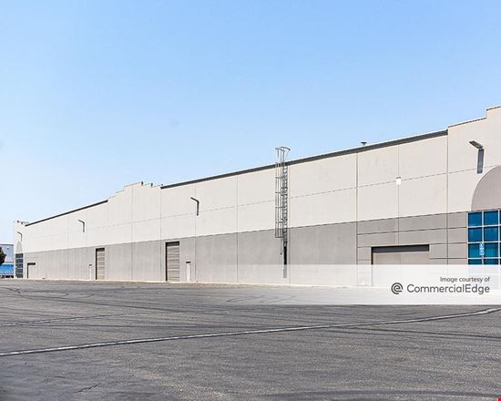 Preview of Industrial space for Rent at 2855 South Elm Avenue