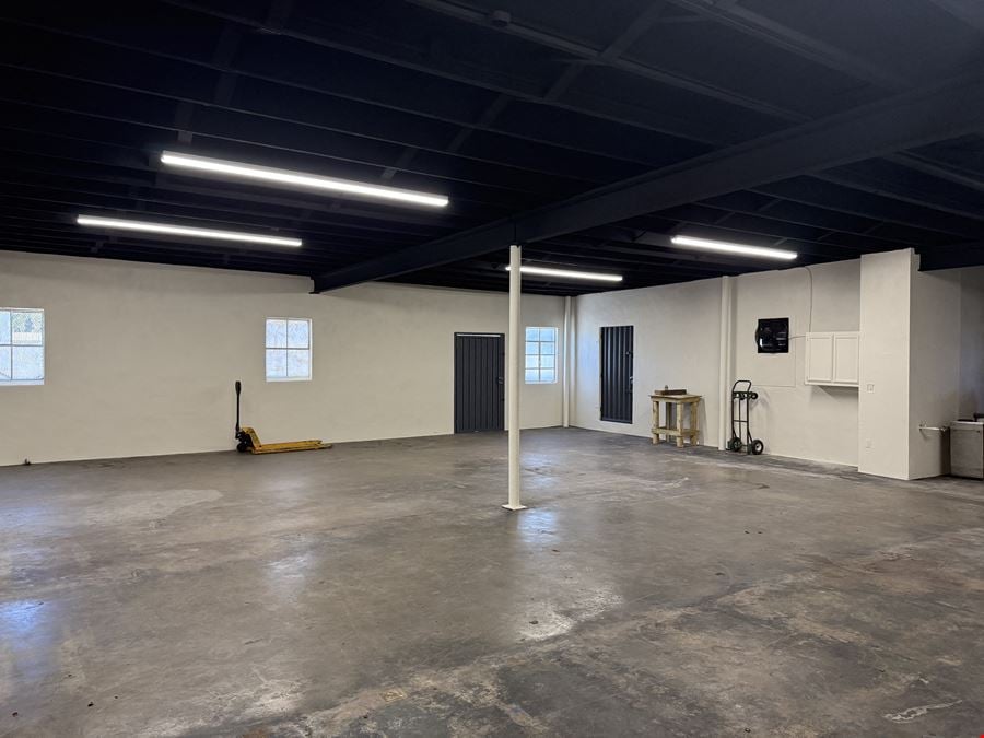 1755 - Austin Warehouse