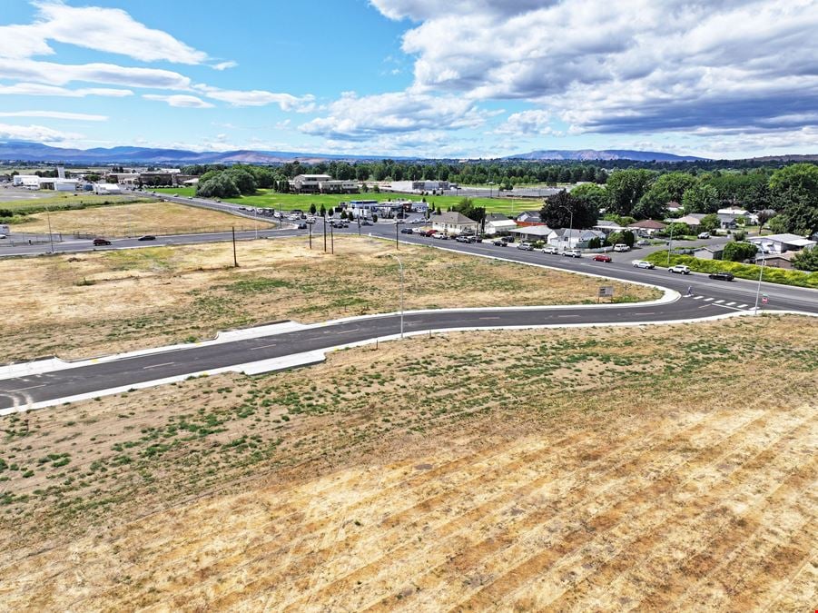 The Landing - Prime Commercial Lots