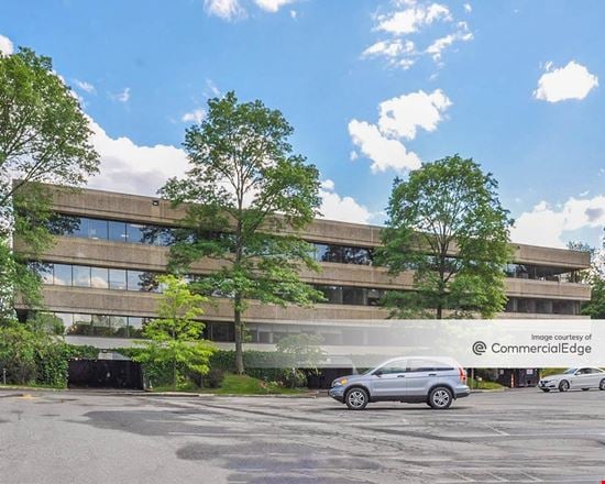 Preview of Office space for Rent at 777 West Putnam Avenue