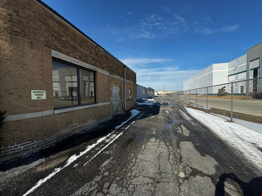 +/-25,000sf Bldg  on +/-1.16 Acres