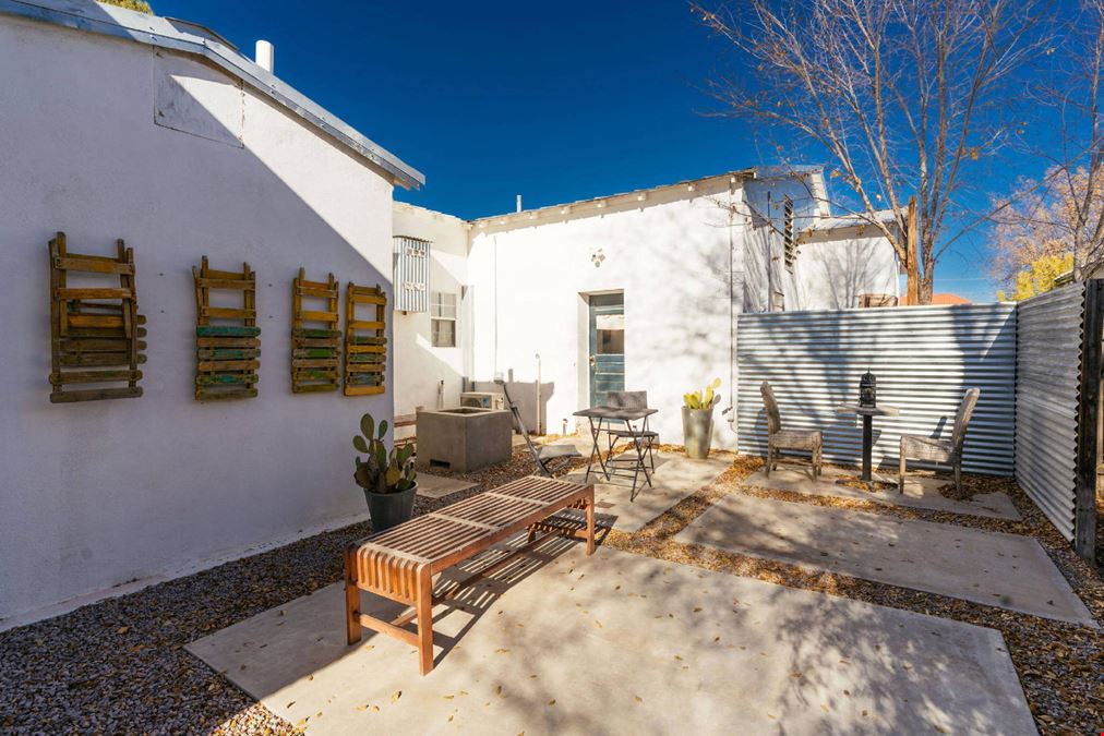 200 E San Antonio St