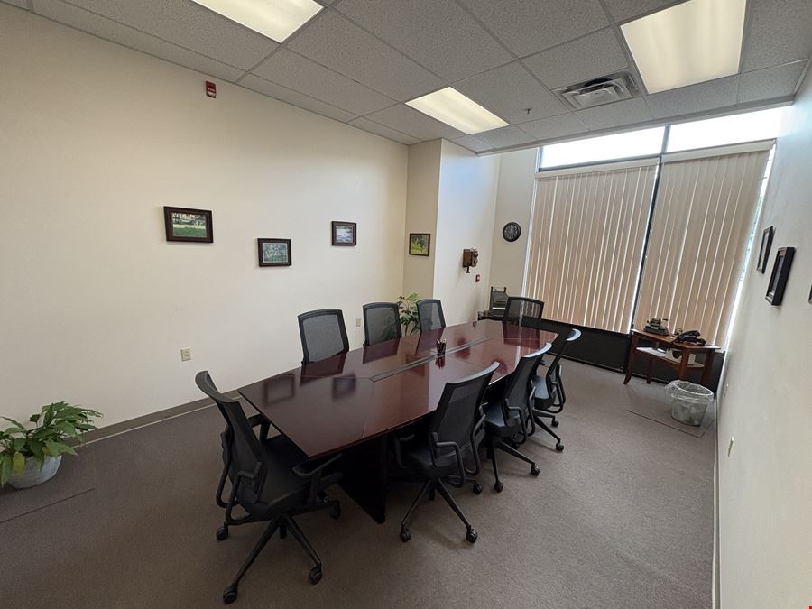 Prime Retail/Office Space