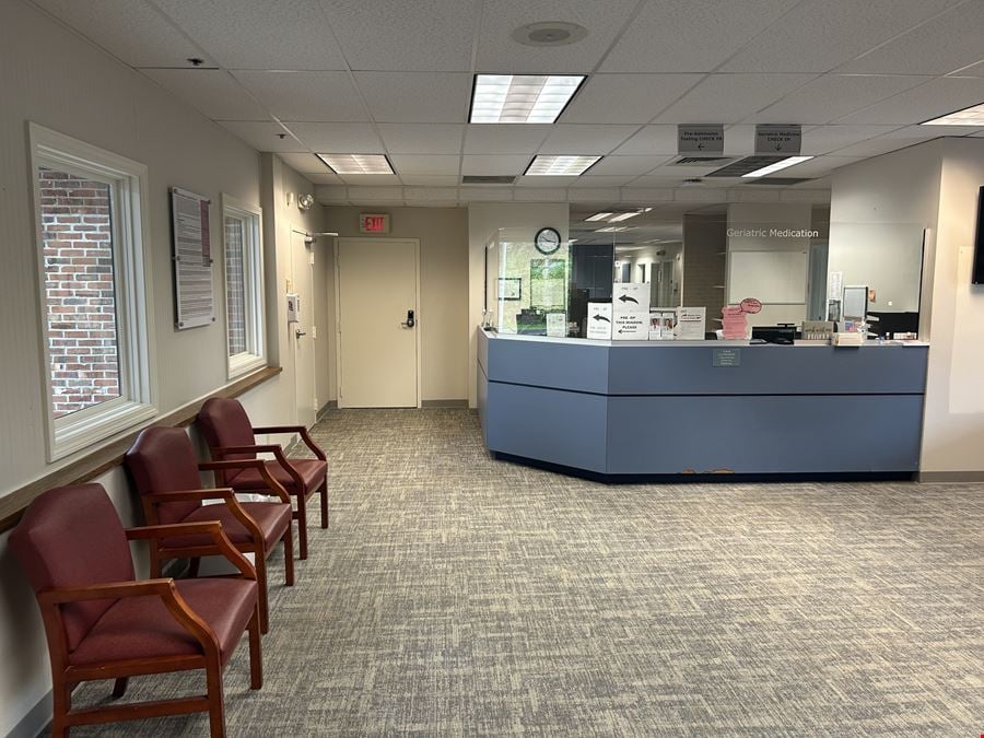 8,652 SF Office Building