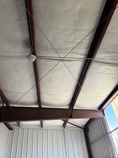 Mid-Valley Airplane Hangar - 10 Elaine Dr - Los Lunas