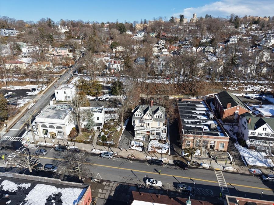 54 North Broadway