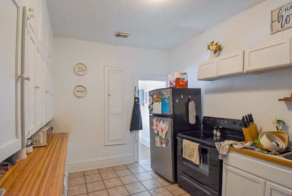 Annie Apartments